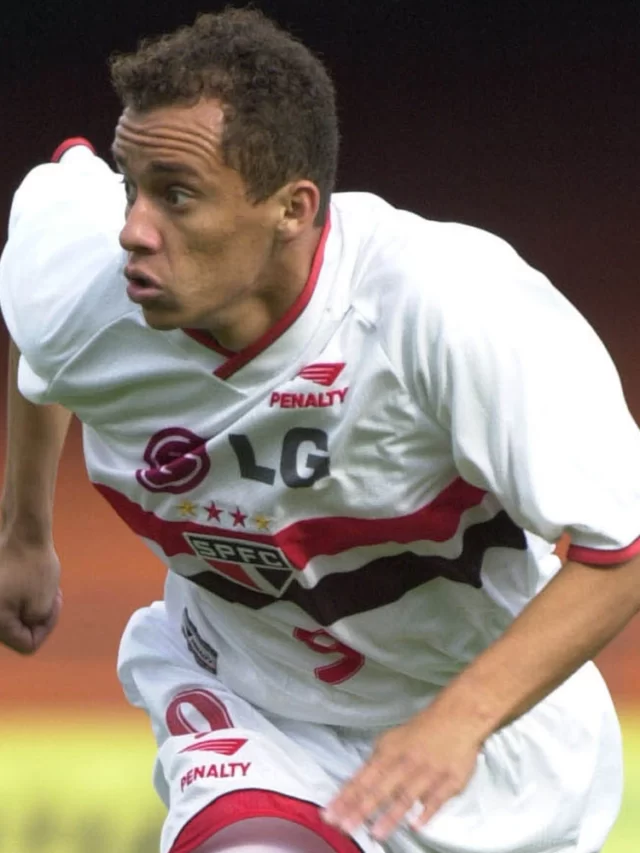 cropped-franccca7a-do-sacc83o-paulo-contra-o-pencc83arol-copa-mercosul-morumbi.webp