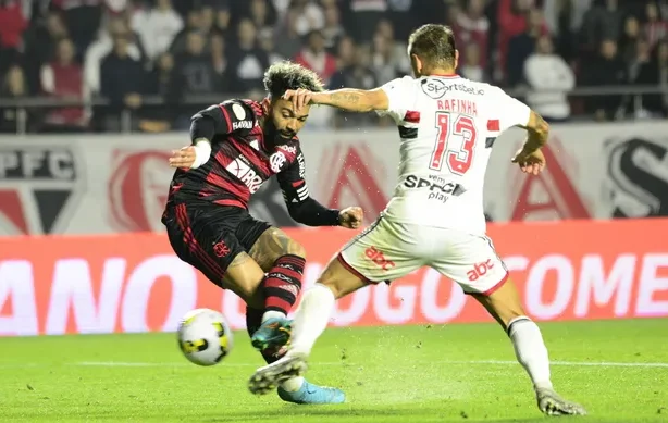 Flamengo x Sao Paulo 2022 e1692302593975