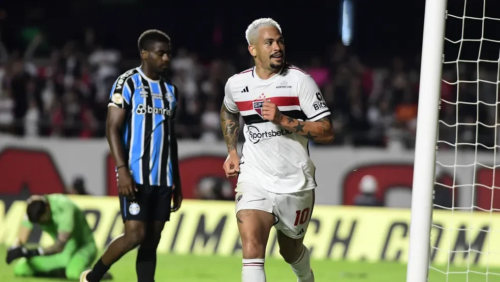 Luciano Sao Paulo x Gremio e1698867510517
