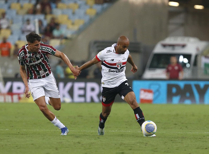 Lucas Moura manda recado antes de Atlético-MG x São Paulo