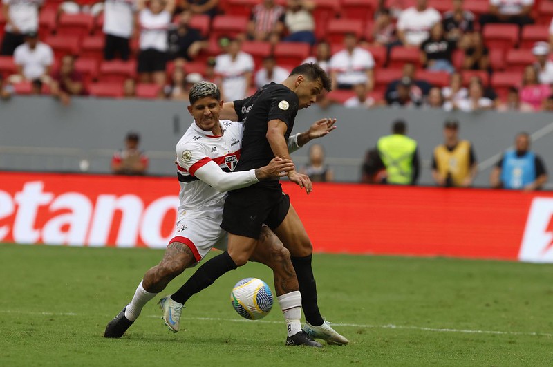 Após derrota no Majestoso, Corinthians se irrita e ameaça até dar W.O.