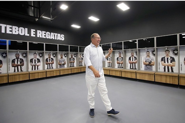 John Textor se recusa a ir a jogo do Botafogo com SPFC por motivo inusitado