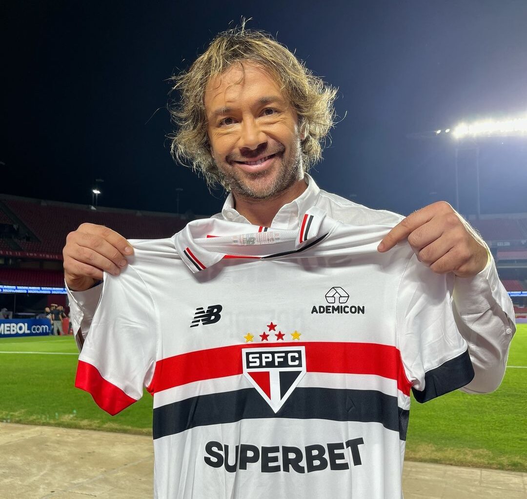 Lugano ataca de vidente e adianta resultado de Galo x São Paulo
