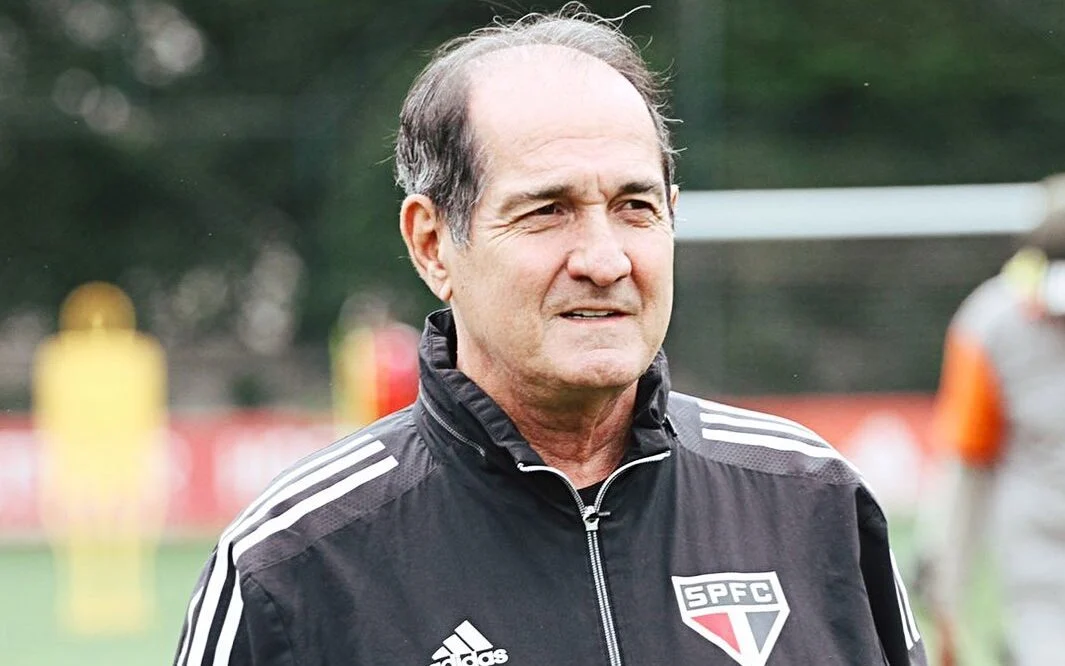 Muricy confirma que São Paulo negociou com atleta do Flamengo