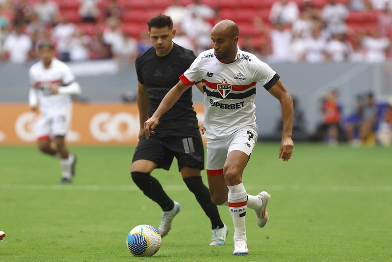 Corinthians virou freguês de Lucas Moura