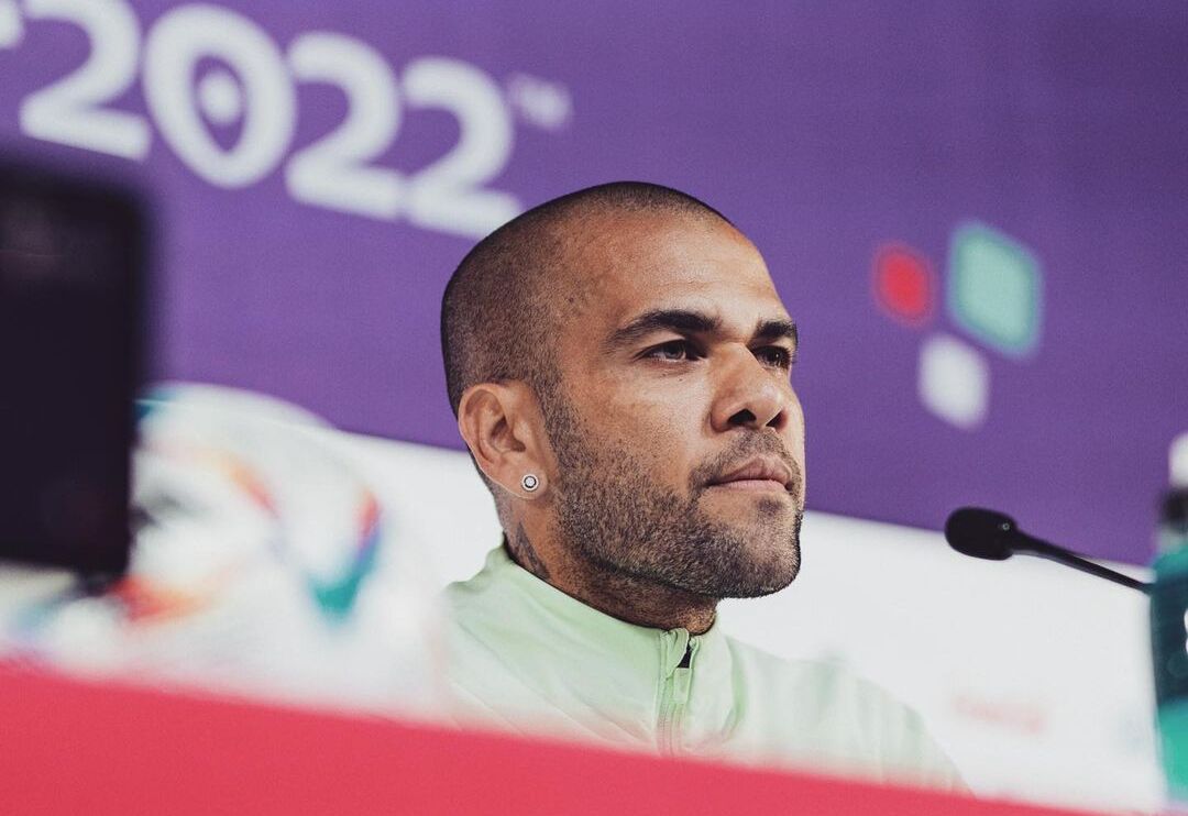 Situação envolvendo Daniel Alves causa revolta no Flamengo