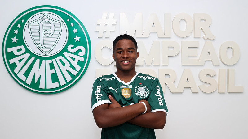 Palmeiras realiza sonho do treinador e avança na contratação de substituto para Endrick