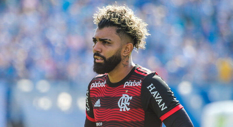Gabigol já chegou no Morumbis para apresentação