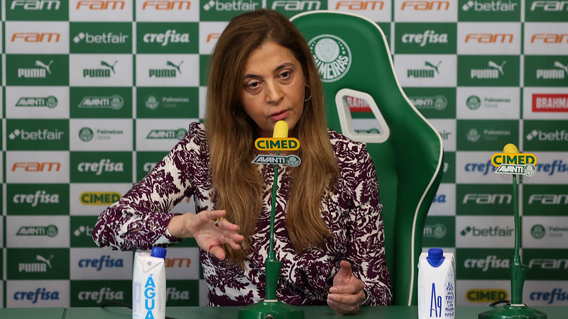Sem perguntar a ninguém, Leila Pereira emprestou avião para rival do Palmeiras