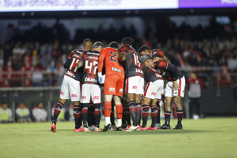 Em momento decisivo da temporada, São Paulo ganha reforço inesperado