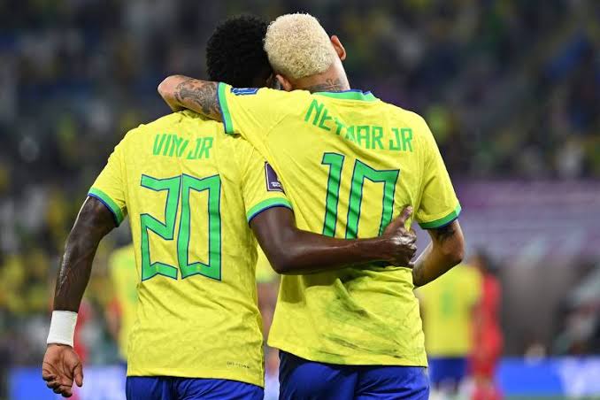 Milton Neves não foge de polêmica e elege o melhor entre Neymar e Vini Jr