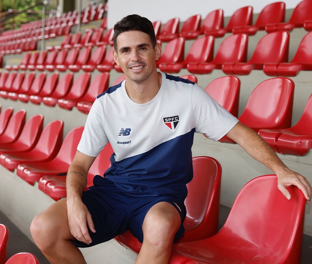 Oscar chega no São Paulo mandando recado direto para Lucas