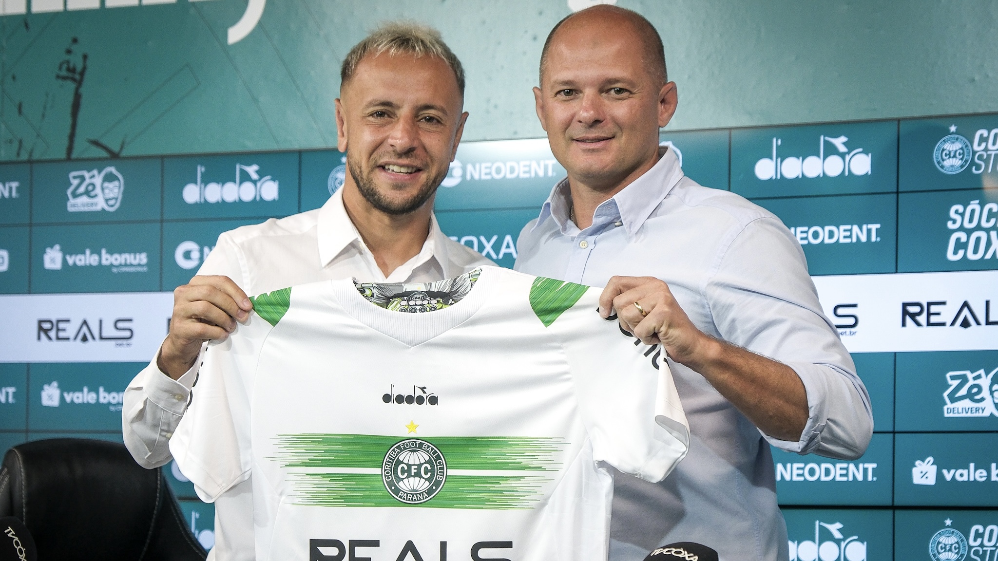 Rafinha bate o martelo e define o fim de sua carreira
