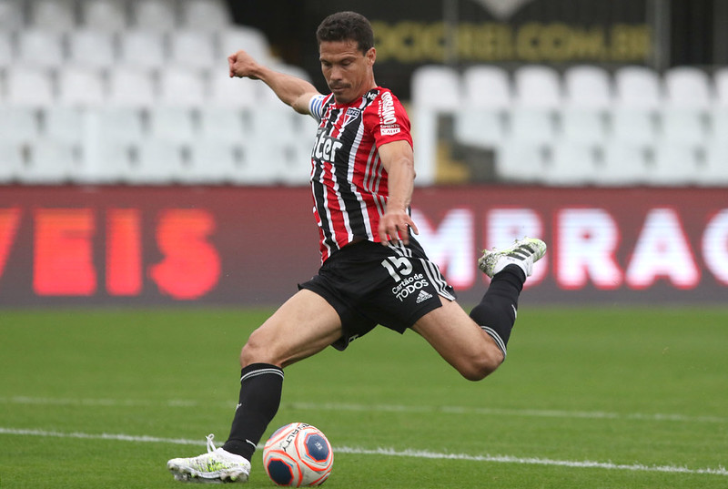 Ídolo do São Paulo, Hernanes usa engenharia para desempenhar nova atividade após se aposentar