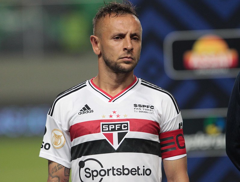 Após Rafinha se despedir, São Paulo assina com outro campeão pelo Bayern de Munique