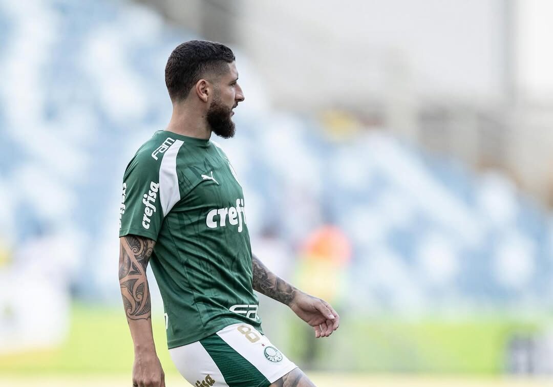 Zé Rafael está sendo convencido a trocar o Palmeiras por outro paulista