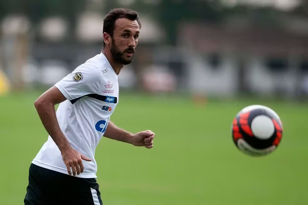 Thiago Ribeiro, ex-São Paulo, vai atuar por time do Mato Grosso em 2025
