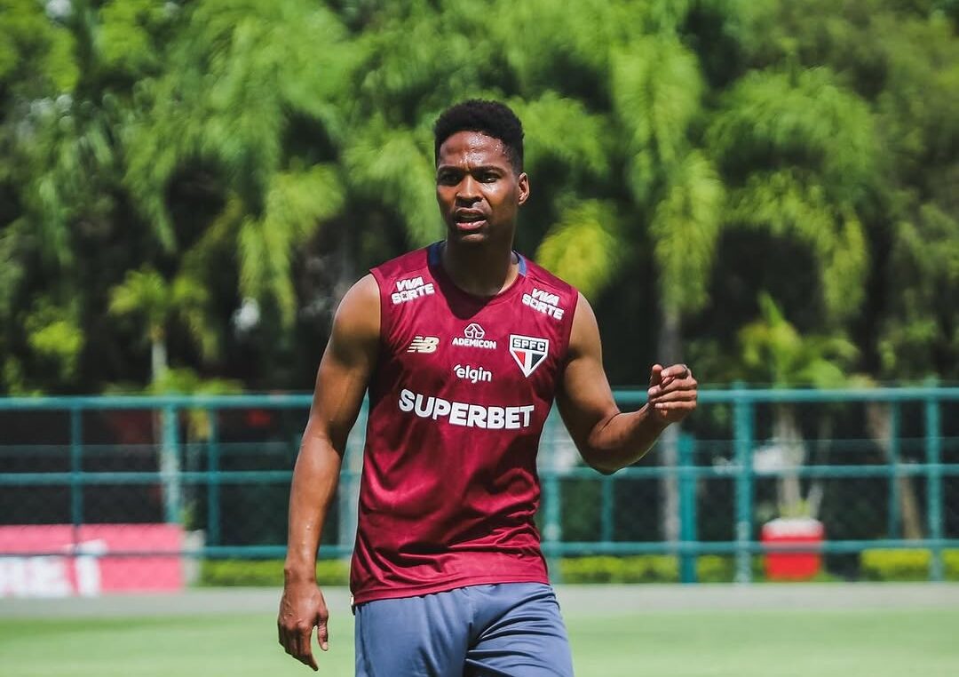 Wendell vive reviravolta logo após chegar no São Paulo e por isso não joga como titular