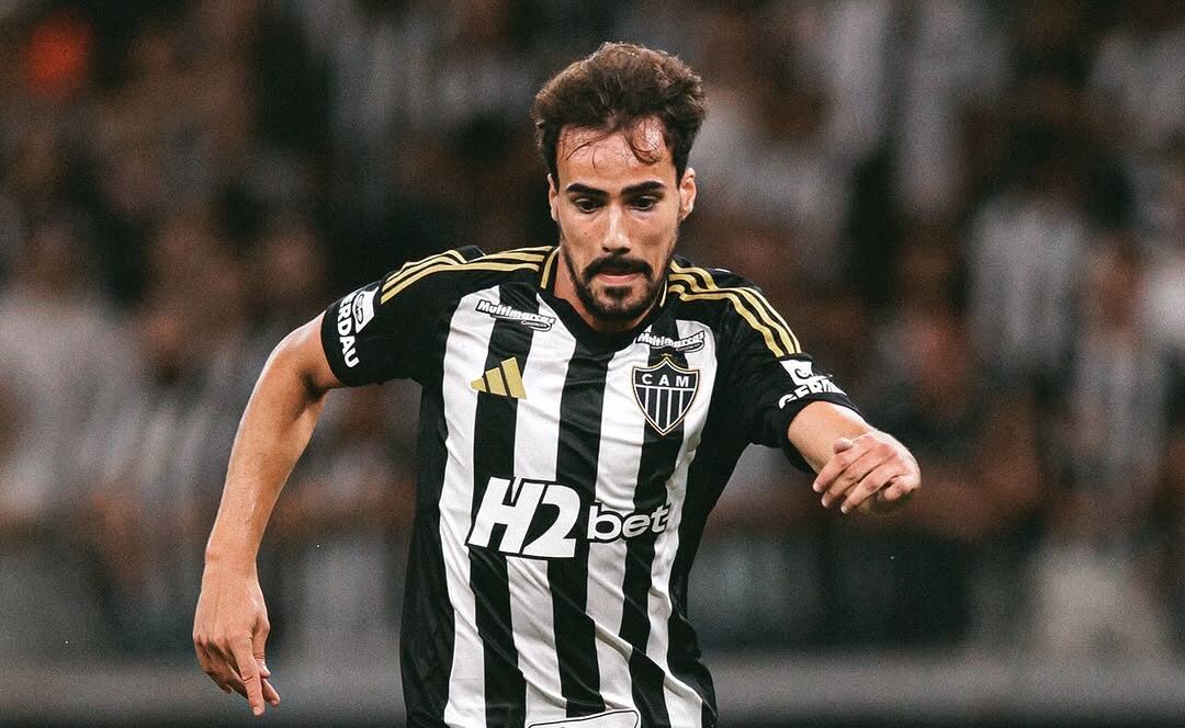 Igor Gomes recém deixou o São Paulo e já pode vestir outra camisa no futebol brasileiro