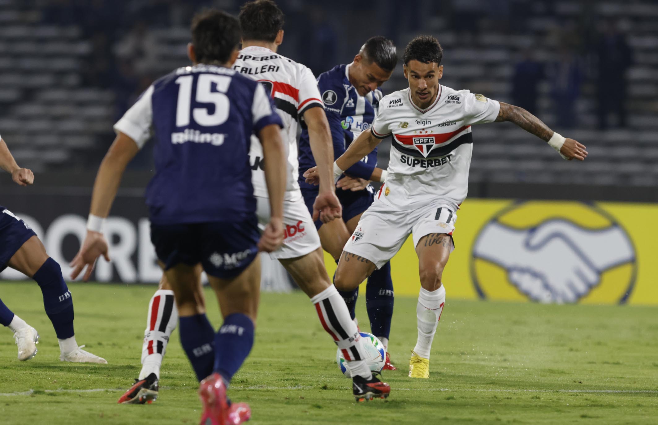 Como foi a vitória do São Paulo sobre o Talleres?