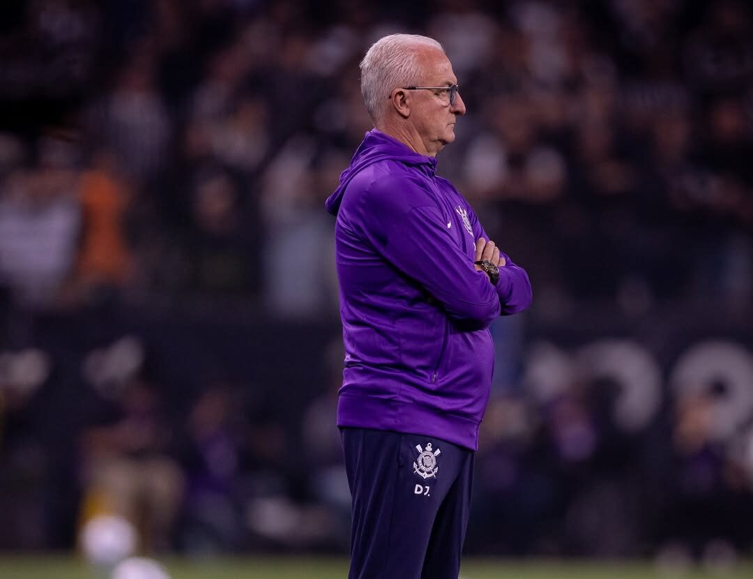 Dorival mal chegou no Corinthians e já ouviu ‘não’ de Augusto Melo