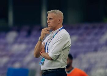 Crespo nem pisou no CT ainda e defensor pode pular o muro para assinar com rival