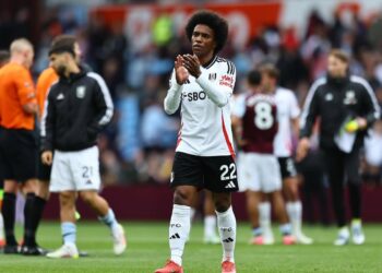 Willian recebe proposta e bate o martelo sobre voltar ao Brasil