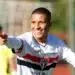 Com proposta em definitivo e dinheiro não mão, São Paulo aceita vender Henrique Carmo