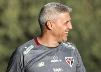 Mesmo com janela fechando, São Paulo ainda pode ganhar mais dois reforços para defesa