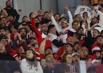 Não bastasse eliminação, São Paulo ainda perdeu muito dinheiro com Jandrei