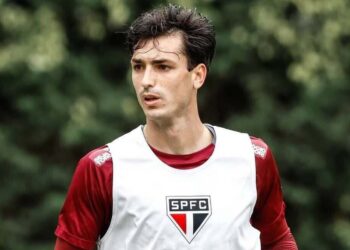 São Paulo descarta Dinenno e já tem um novo atacante definido