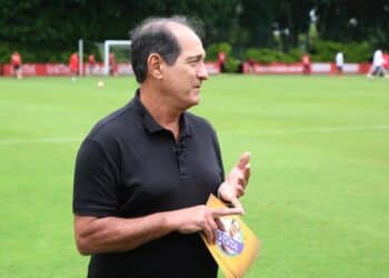 Muricy não teme inimizade e alerta Inter sobre Zubeldía