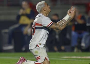 Luciano vive drama inacreditável no São Paulo e pode encerrar ciclo no clube antes do final do ano