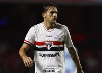 As preocupações do São Paulo se voltam para lesão de Rafael Tolói
