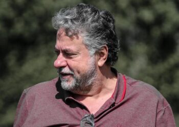 Não deixou saudades no São Paulo e agora pode assinar com rival da Série A