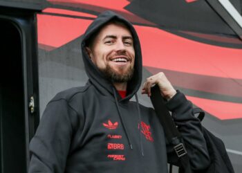 Jorginho confirmou vínculo com o São Paulo e surpreendeu todos