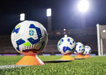 Hoje (15/10): Seleção Brasileira convoca jogador do São Paulo