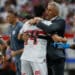 Logo após gol marcado, Tapia assume lugar de Neymar
