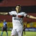 Por R$ 92 milhões, Pedro se despede de Filipe Luís e deixa o Flamengo