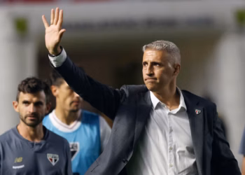 Após demissão de Crespo, Rogério Ceni aceitou voltar ao São Paulo