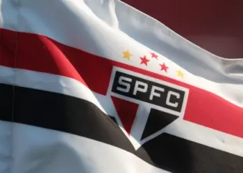 O muro tava baixo: São Paulo foi lá e contratou reforço do Palmeiras