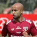 Lucas Moura teve peso na negociação e atacante assinou com o São Paulo