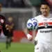 São Paulo acredita em segunda chance e pode contratar atacante problemático
